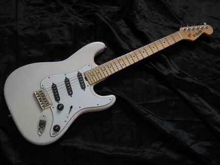 Электрогитара R. Grishin custom stratocaster