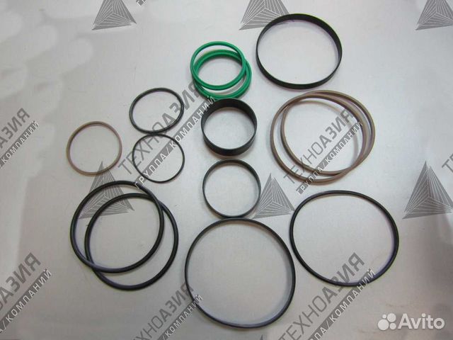 Ремкомплект гидроцилиндра стрелы sdlg LG953N (ново