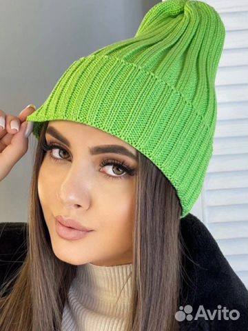 Шапка вязаная женская зеленая