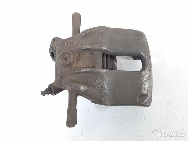 Суппорт передний правый Рено Каптюр