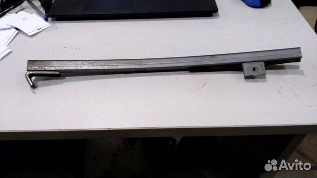 Направляющая стекла двери для Suzuki SX4 2006-2013