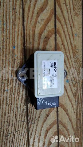 Датчик ускорения Ленд Ровер Дискавери 3