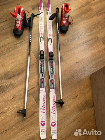 Комплект беговых лыж, ботинки р. 34