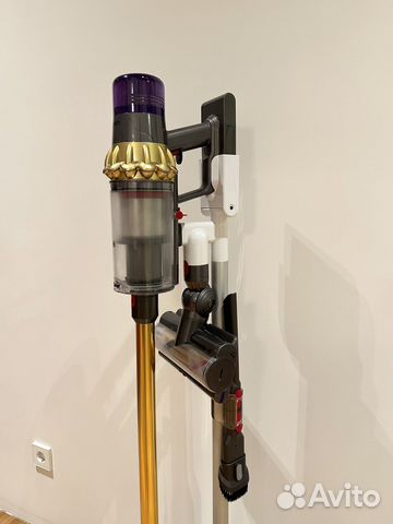 Dyson Absolute Pro V11 gold