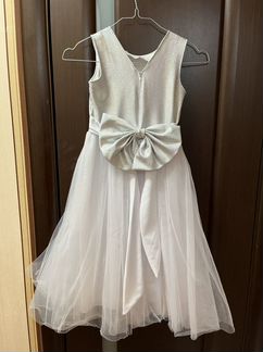 Платье нарядное для девочки р-р 116-122