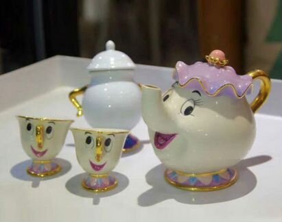 Сервиз Красавица и чудовище чайник и 2 чашки