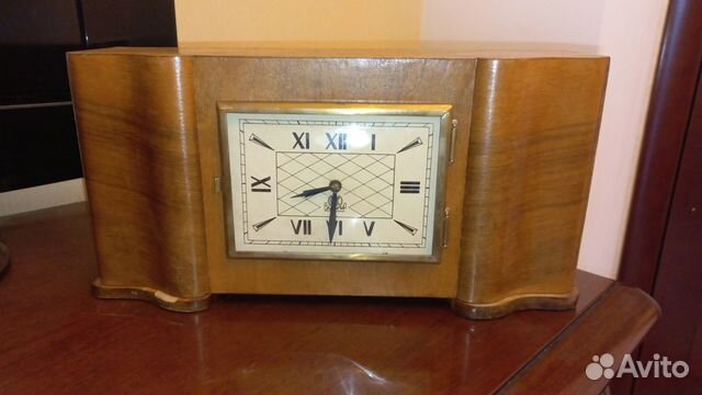 Настольные часы, Владимир