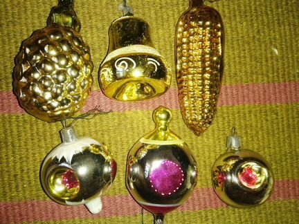 Елочные игрушки