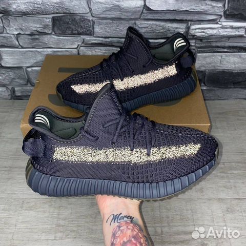 Кроссовки adidas yeezy