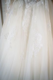 Платье свадебное со шлейфом