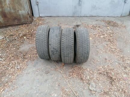 Bridgestone Blizzak DM-V3 215/65 R16