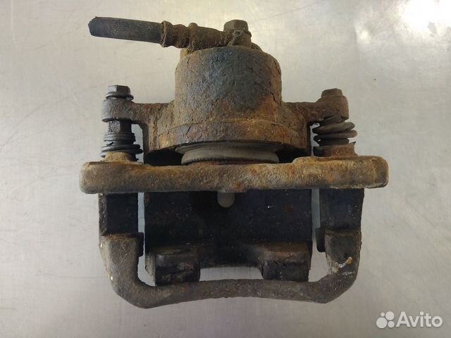 Суппорт передний левый Faw Vita