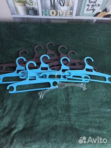 Вешалка для одежды детская