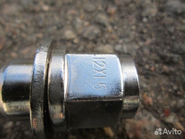 Гайка для крепления колеса