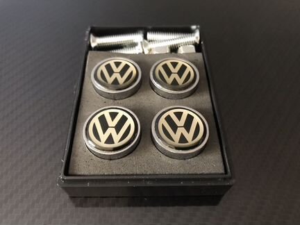 Крепление номера VW хром комплект