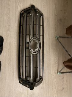 Решетка радиатора toyota land cruiser 200