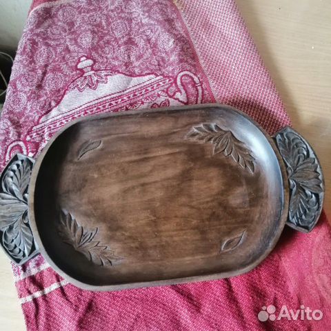 Поднос для хлеба ручная резьба по дереву