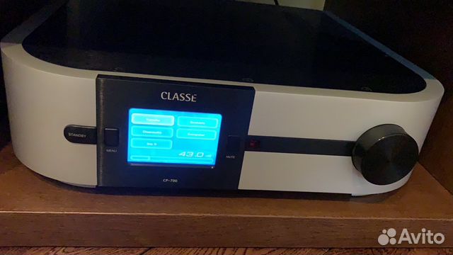 Топовые мощник Classe CA-2300 и пред Classe CP-700