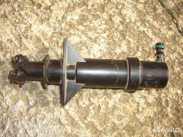 Омыватель фары правой Мазда 3 с02-09г