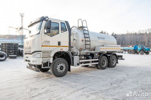 Машина вакуумная мв-11 на базе FAW J6 са5250