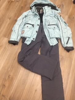 Горнолыжный костюм