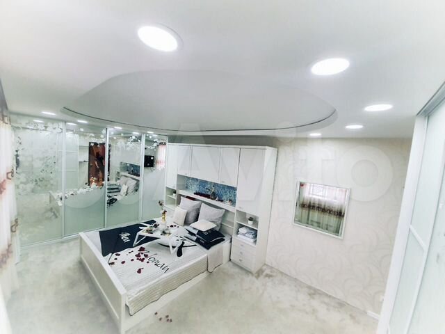 2-к. квартира, 70 м², 15/25 эт.