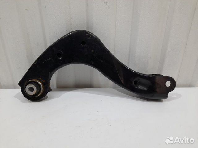 Рычаг задний верхний правый Toyota Camry Xv70