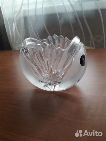 Ваза хрустальная. Новая