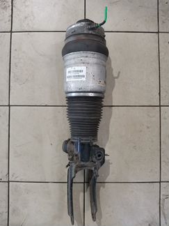 Пневмостойка передняя, задняя VW Touareg 1 7L