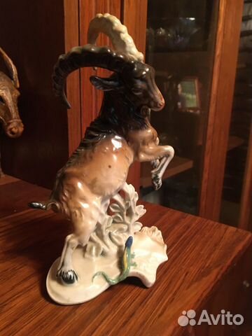 Статуэтка горного козла