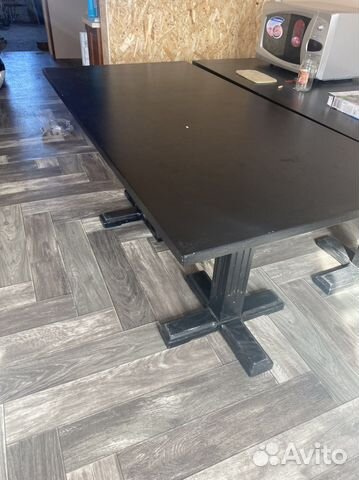 Кухонный стол