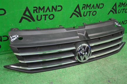 Решетка радиатора Volkswagen Polo 5 sedan 2015