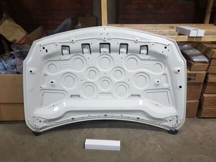 Капот Mercedes W176