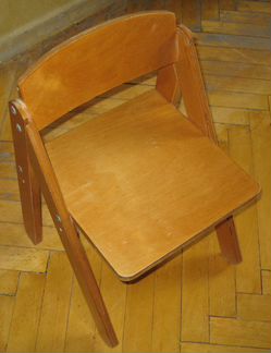 Детский стул