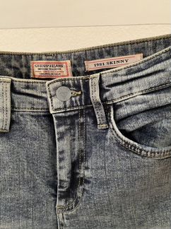 Джинсы Guess