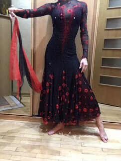 Платье для бальных танцев