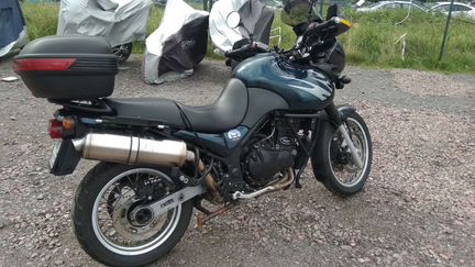 Triumph Tiger 900 (885i) 2000 года