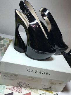 Туфли из клипа Beyonce Casadei