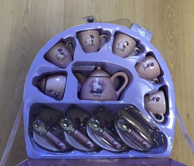 Чайный,фарфоровый детский сервиз. Hello Kitty
