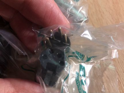 Разъемы кабельные и панельные