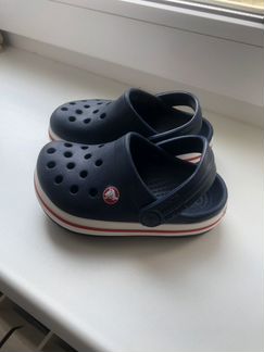 Сандали crocs