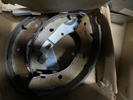 Тормозные колодки задние