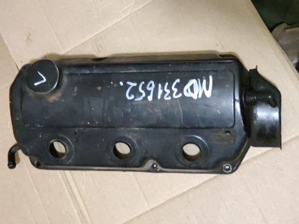 Крышка клапанов Mitsubishi Pajero, Delica