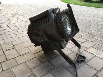 Винтажный прожектор