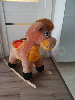 Качалка лошадь