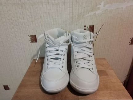 Кроссовки Antilopa белые 38, размер Осень/Зима