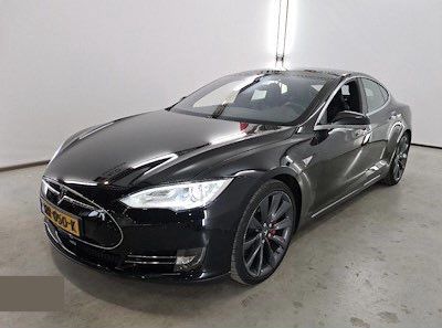 Tesla Model S AT, 2015, 84 100 км