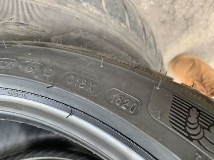 Шины зима 245/40 + 275/35 R19 Michelin Pilot Alpin