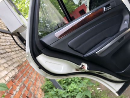 Mercedes ml w164 amg дверь задняя левая