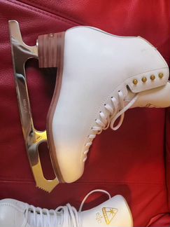 Фигурные коньки jackson elle 27 см